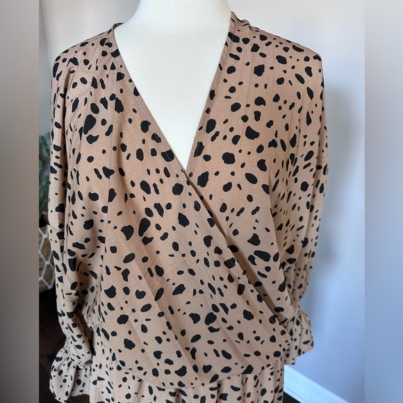 NWTs Boutique x Royal & Reese Leopard Animal Print Wrap Ruffle Long Sleeve Dress - Picture 5 of 11